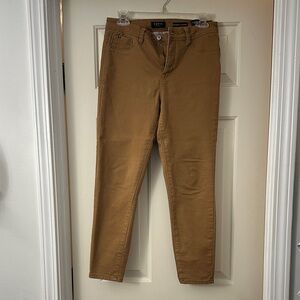 Stylish Women's Tan Cropped Pants